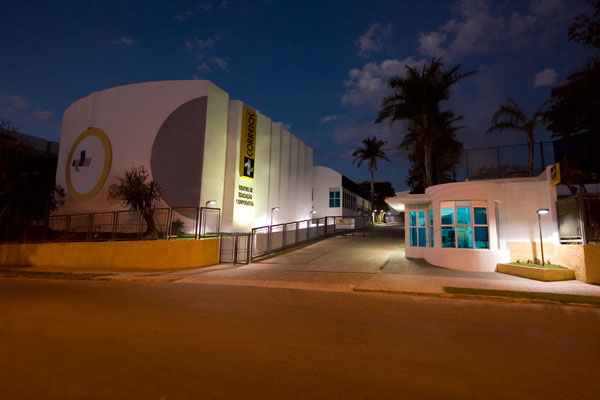 Correios Jaragu - Frente